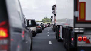 L'autoroute A13 ne rouvrira pas à la circulation avant le 1er mai